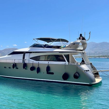 Hotel Motoryacht 21 Avec Equipage Barcelona Exteriér fotografie