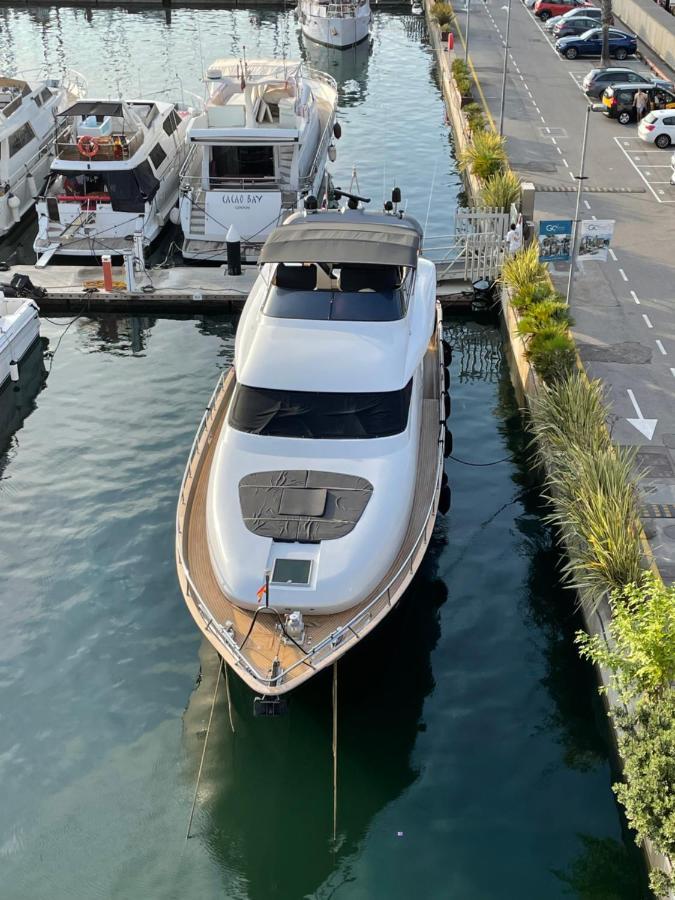 Hotel Motoryacht 21 Avec Equipage Barcelona Exteriér fotografie