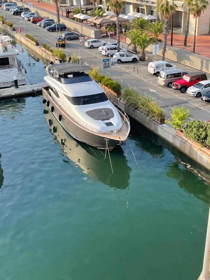 Hotel Motoryacht 21 Avec Equipage Barcelona Exteriér fotografie